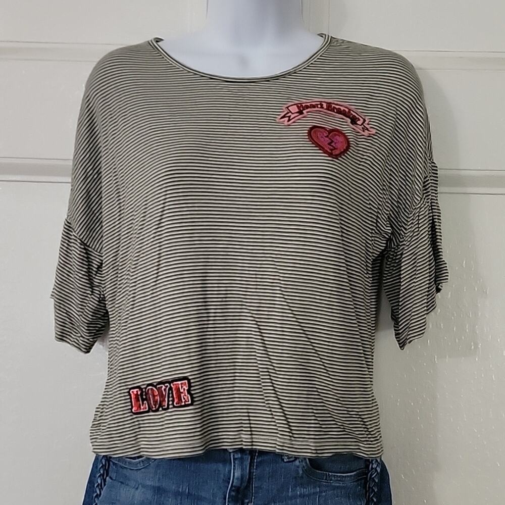 Women's Heartbreaker Tee Sz Lg